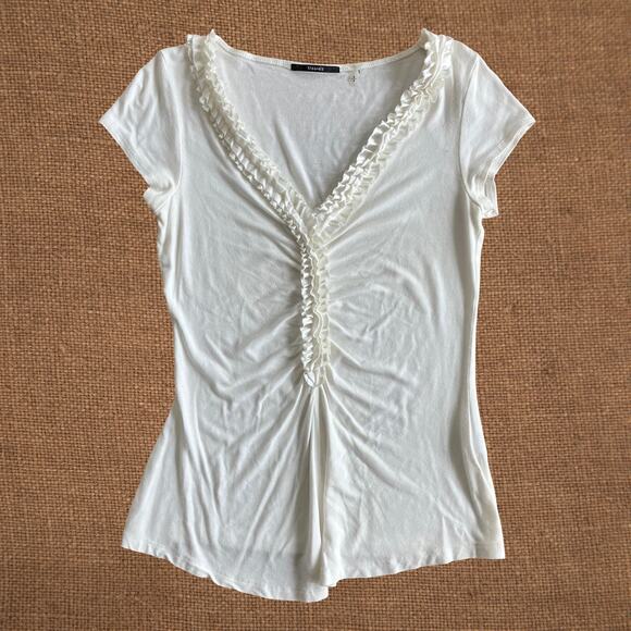 White ruffled V neck t-shirt balletcore coquette cottage fairycore office siren - Picture 1 of 6